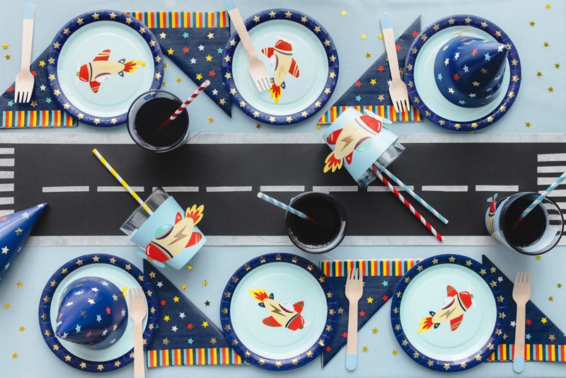PartyDeco Puodelių rankovėlės „Lėktuvai“, 23 x 9,5 cm - Uogų kopos