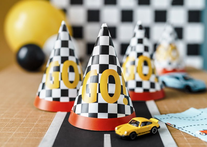 PartyDeco Vakarėlio kepurėlės „GO" - Uogų kopos